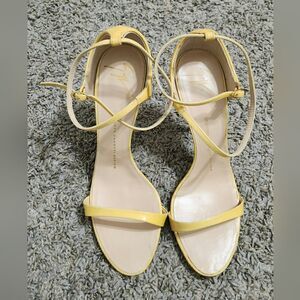 Giuseppe Zanotti Vernice Sandals Size 38